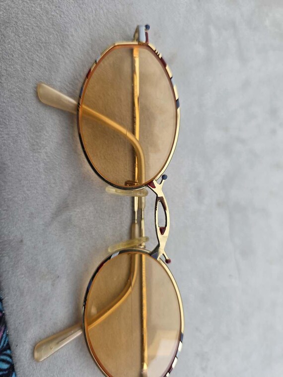 Eys glass frames