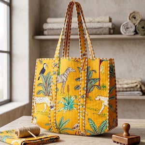 Jungle Print Quilted Tote Bag, Handmade Cotton Shoulder Bag, Oversized Safari Tote, Tropical Beach Carryall, Boho Everyday Handbag