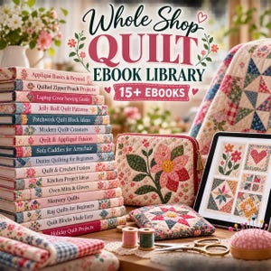 Può includere: Una pila di oltre 15 ebook di quilting intitolata Whole Shop Quilt Ebook Library, con titoli come Appliqué Basics & Beyond. Include una pochette floreale trapuntata, un sottobicchiere a stella e un display per tablet.