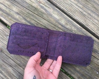 Purple Cork Wallet /Cork Wallet / Mens Wallet / Bi-Fold Wallet / Vegan Wallet / Vegan Leather Wallet / Groomsmen Gift / Cork Billfold