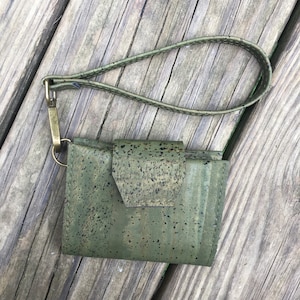 Olive Cork Key Fob Wallet / Cork Wallet / Key Fob Wallet / Slim Wallet / Vegan Wallet / Mini Wallet /Gift for Her/Vegan Leather Wallet