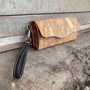 Diseñe su propia billetera NCW. Cartera de mujer de corcho. Embrague de corcho. Cartera de mano necesaria. Cartera vegana. Cartera de mujer
