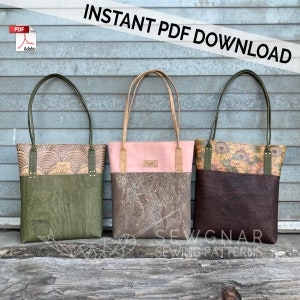 Puede incluir: Tres bolsos de mano hechos de tela de corcho con diferentes patrones. Los bolsos están forrados con diferentes colores de tela. Los bolsos están sobre una superficie de madera. DESCARGA INSTANTÁNEA DE PDF.