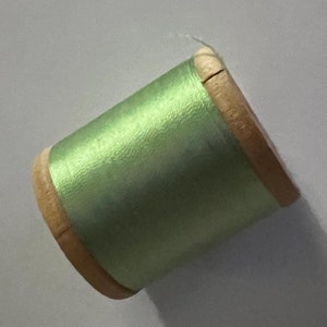 Corticelli Pure Silk Hand Sewing Embroidery Floss Thread 50 Yd. Wooden Spool Shade 9741 Creme Di Mint Green Color
