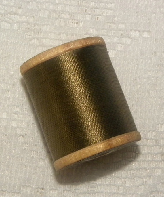 vintage Talon pure soie fil à broder à la main 100 Bobine en bois  Laiton antique