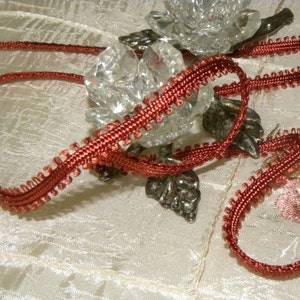 1 Yard 1/4&quot; Wide Fabulous Vintage Rust Rayon Looped Trim Sewing Embellishments