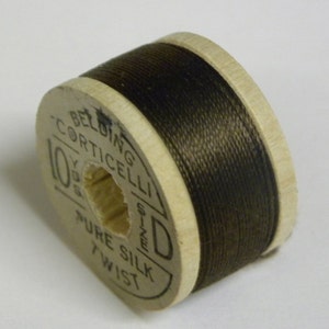 Vintage Belding-Corticelli Silk Buttonhole Silk Twist Thread Size D 10 Yd Wooden Spool Shade 476 (5285)  Walnut Brown