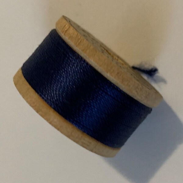 Vintage Belding Corticelli Silk Buttonhole Silk Twist Thread Size D 10 Yd. Wooden Spool Shade 6240 French Blue