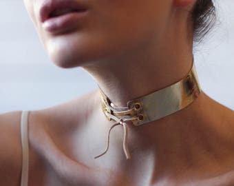 Handmade shiny gold tone leather wide neck strap lace up choker ribbon necklace