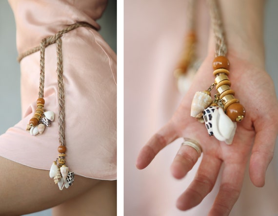 Vintage rope and natural sea shell bead string wa… - image 1