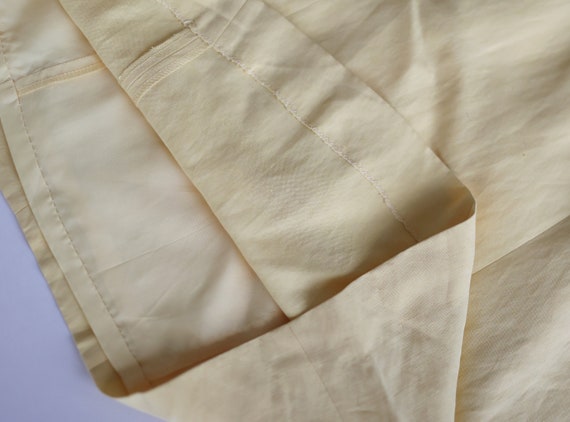 LAURA ASHLEY Vintage yellow silk linen scallop ne… - image 6