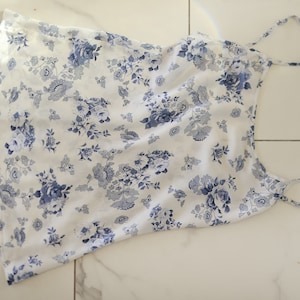 Vintage blue white floral print silk spaghetti strap lingerie cami top XS image 7