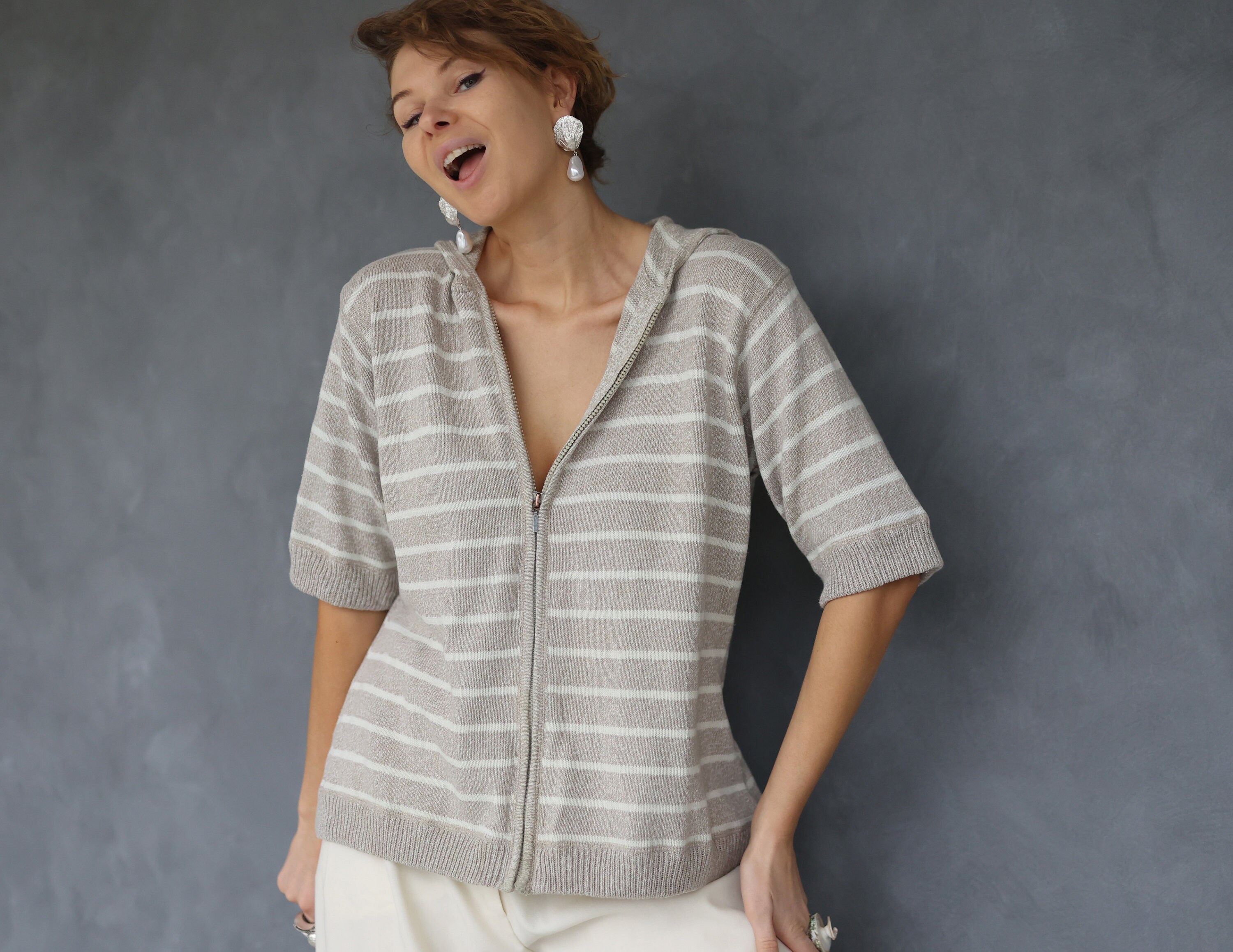 Vintage Beige White Striped Cotton Knit Short Sleeve Hooded Vintage Beige White Striped Cotton Knit Short Sleeve Hooded