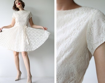 Vintage white lace short sleeve full pleated skirt knee length midi dress S
