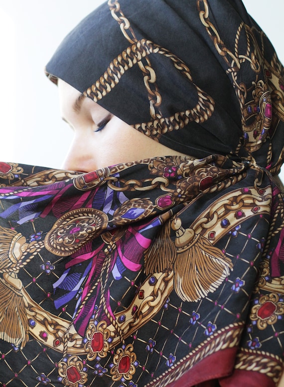 black and gold head scarf