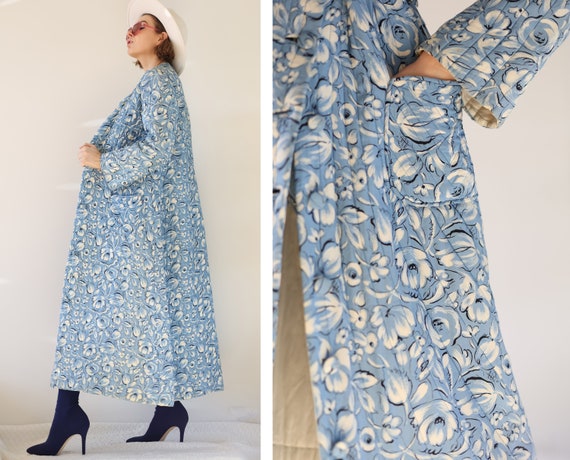 50s Italian Vintage quilted blue white floral war… - image 3