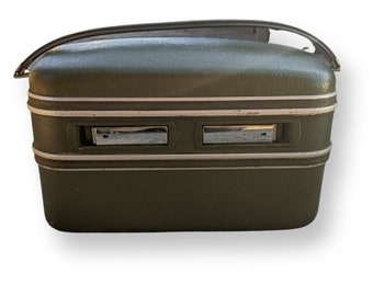 Avocado 1970s Train Case, Hard Shell, Makeup Case, Luggage, Carry On, Wide Handle, Locks Key Included, Green