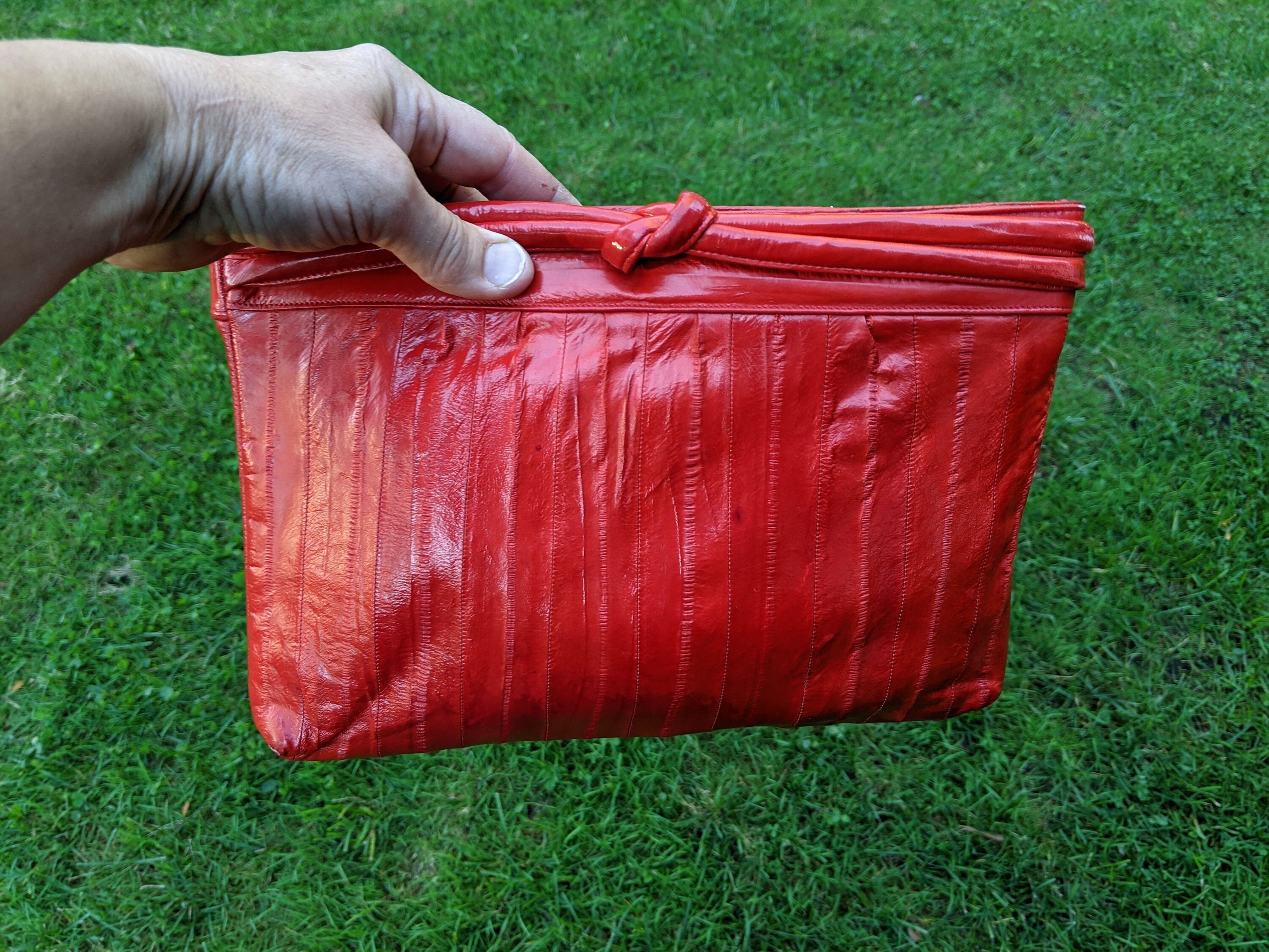 Vintage 80s Van Dal Red Leather Crossbody Handbag – Emily London