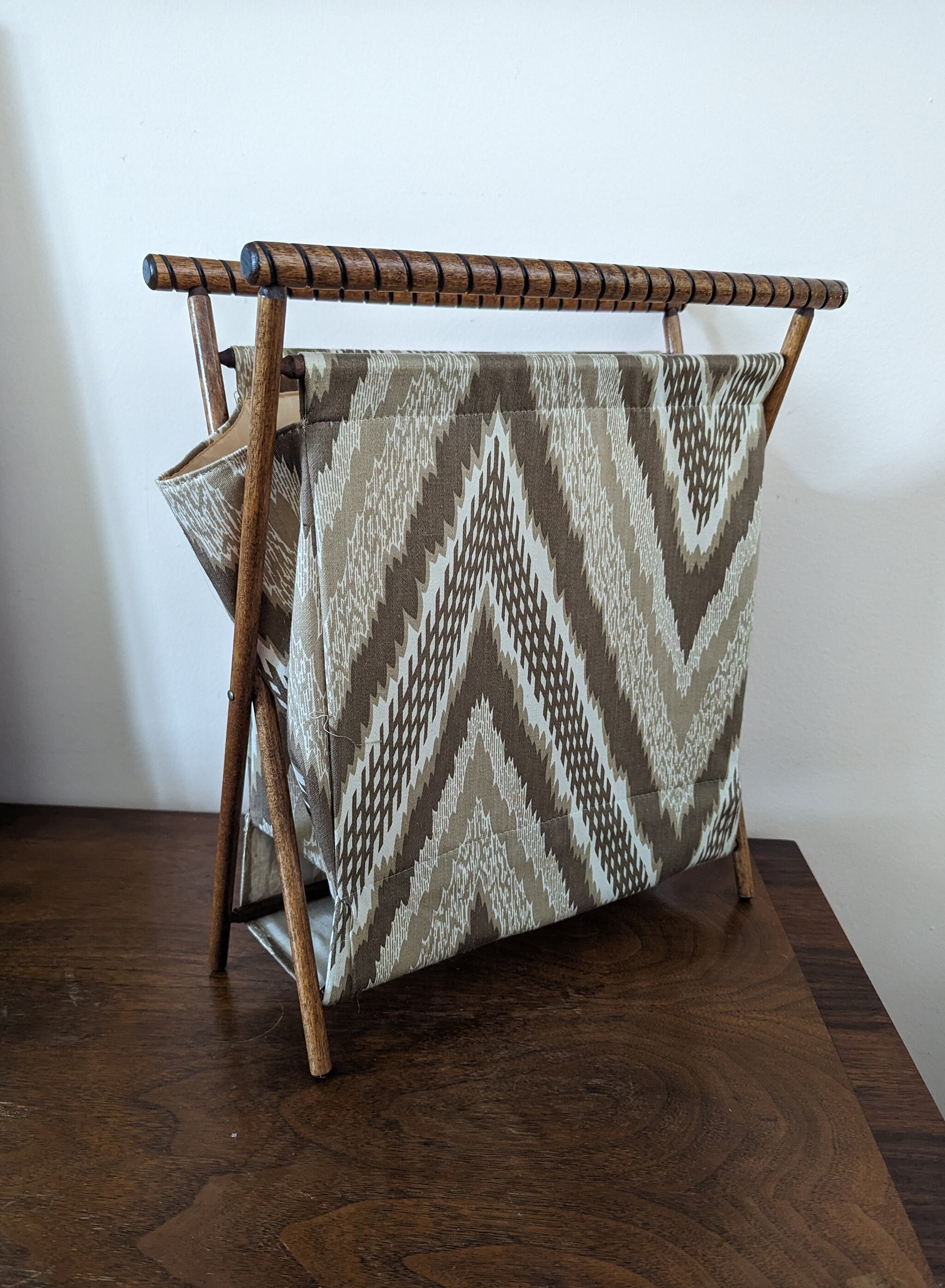 Quilted Fold-Up Yarn Caddy-Vintage Accessory