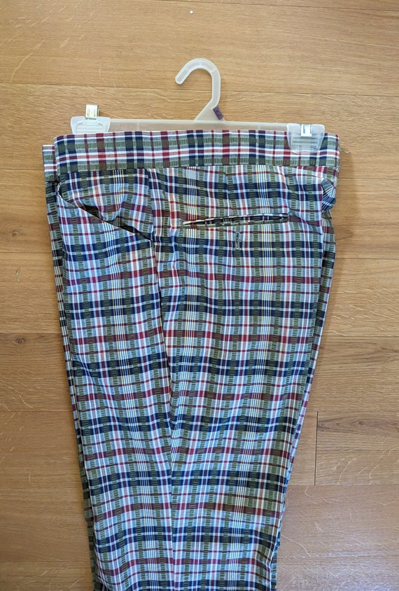 Men's Izod 1970s-80s Plaid Seersucker Golf Pants, 