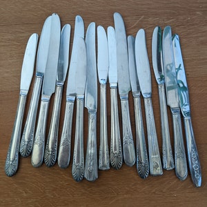Lot 15 Silverplate Dinner Knives, Eating Utensils Flatware Vintage Wedding Event Mismatched Curated
