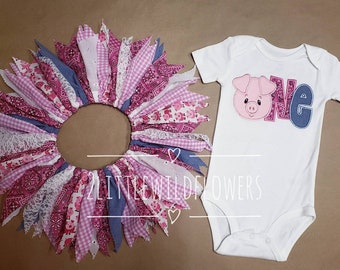 Clearance - READY TO SHIP - 12M Pig One 1st Birthday Applique Bodysuit and Scrap Tutu - Pink Bandana Lace - First Bday Outfit Barnyard Party