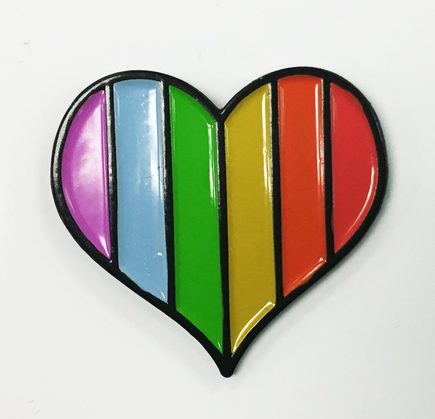 Fashion nhs nurser rainbow heart lapel pin gay pride enamel pins