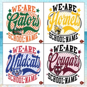 K&ouml;nnte beinhalten: Vier quadratische Grafikdesigns mit Schulmaskottchen und Text. Jedes Design enth&auml;lt die Worte WE ARE, einen Teamnamen wie Gators, Hornets, Wildcats oder Cougars sowie SCHOOL NAME. Die Grafiken verwenden Karomuster und Maskottchen-Illustrationen.
