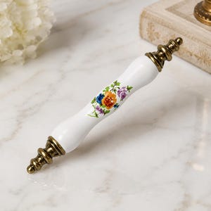 Floral Porcelain Cabinet Knob Pull White Ceramic Drawer Handle Vintage Brass Style Hardware 64mm 96mm 128mm Knob