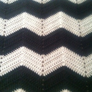 Adult size chevron black and white crochet modern blanket/afghan image 5