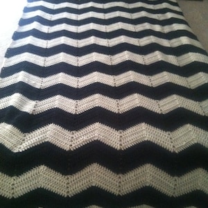 Adult size chevron black and white crochet modern blanket/afghan image 4