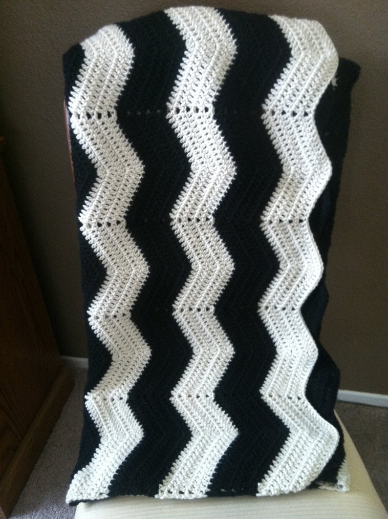 Adult size chevron black and white crochet modern blanket/afghan image 3