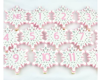 Snowflake Photo Banner, Winter Onederland Photo Banner, Winter Photo Clips, 12 Month Photo Banner, Winter Onederland Party Decorations