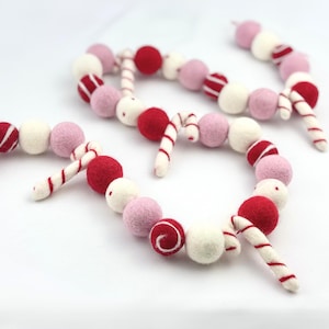 Candy Cane kerstslinger/Pinkmas manteldecor/vilt pepermuntslinger/kerstboomomslag/roze, rode en witte slinger