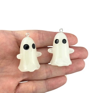 Glow In The Dark Ghost Charms / Cute Resin Ghost Charm/ Halloween Jewelry Making Supplies/ Spooky Ghost/ Fall Pendant/ DIY Halloween Jewelry