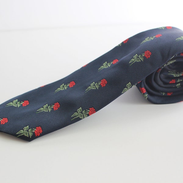 Vintage Necktie Chipp NY - Roses