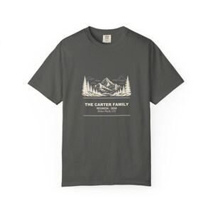 T-shirt personnalisé pour réunion de famille à la montagne, T-shirt personnalisé avec nom 2026, Vacances de groupe assorties, Cadeau pour réunion de famille, Vêtements pour voyage d'été image 2
