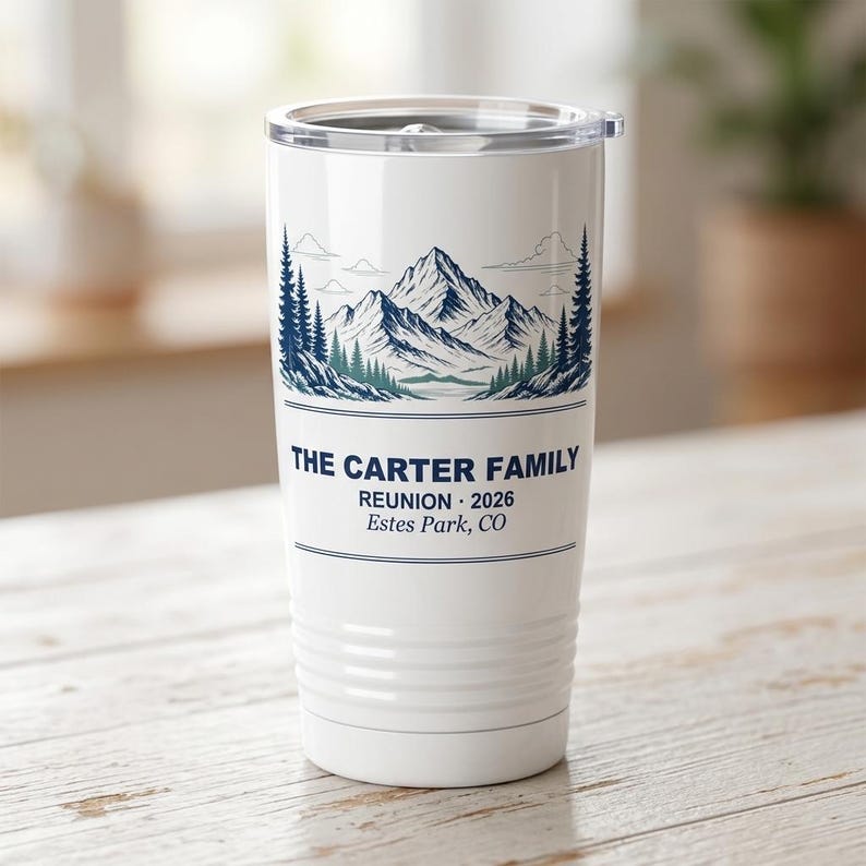 Vaso personalizado para reunión familiar de 20 oz, vaso de viaje personalizado con el nombre Mountain 2026 imagen 1