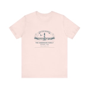 Outer Banks Family Reunion Shirt, Personalized Matching Name Tee for Beach Vacation Groups, Custom 2026 Reunion Gift for Family Gathering afbeelding 3