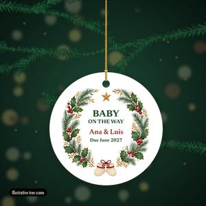 Ornement de Noël « Bébé en route » 2027, prénoms des parents personnalisés, annonce de grossesse, souvenir en céramique image 6