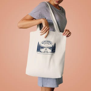 Tragetasche für Familientreffen am Lake George (2026) mit individuellem Namen, passende Tragetasche für Adirondacks-Reisen, Erinnerungstasche für den Familienurlaub, Geschenktasche für Gruppenreisen Bild 4