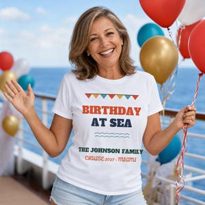 Camiseta de cumpleaños asequible para crucero en alta mar, personalizada con nombre / Camiseta de cumpleaños para el equipo del crucero imagen 1
