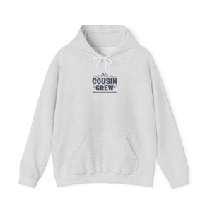 Cousin Crew Hoodie Personalized | Family Reunion Sweatshirt, Custom Name & Year Bild 3
