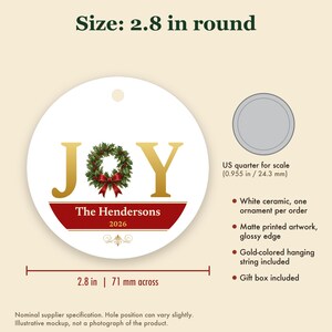 JOY Christmas Ornament Classic Red Gold, Holly Custom Family Name Ceramic Keepsake Bild 5
