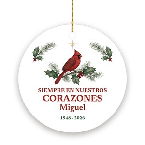 Siempre en Nuestros Corazones Ornament, Spanish Memorial Custom Name Ceramic Keepsake afbeelding 2
