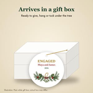 Engaged Christmas Ornament 2026, Personalized Couple Names Engagement Ceramic Keepsake, She Said Yes Gift immagine 7