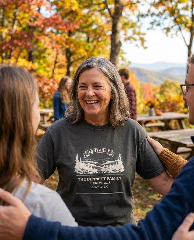 Personalized Family Reunion Shirt Asheville 2026, Custom Name Matching Group Tee Bild 1