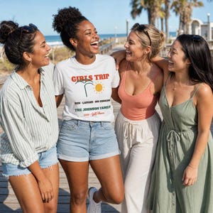 Affordable Girls Trip Shirt Personalized | Custom Group Name, Year & Destination Matching Tee Bild 1
