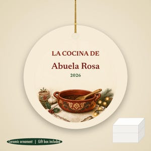 Adorno personalizado de cerámica con el nombre de la abuela española, La Cocina de Abuela imagen 1