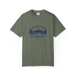 Camiseta personalizada para reunión familiar 2026, camiseta de montaña con nombre personalizado, regalo de vacaciones para grupos, recuerdo de excursión de verano, ropa de viaje a juego para hermanos. imagen 5